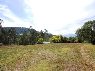 5 Highland Court, Tawonga South