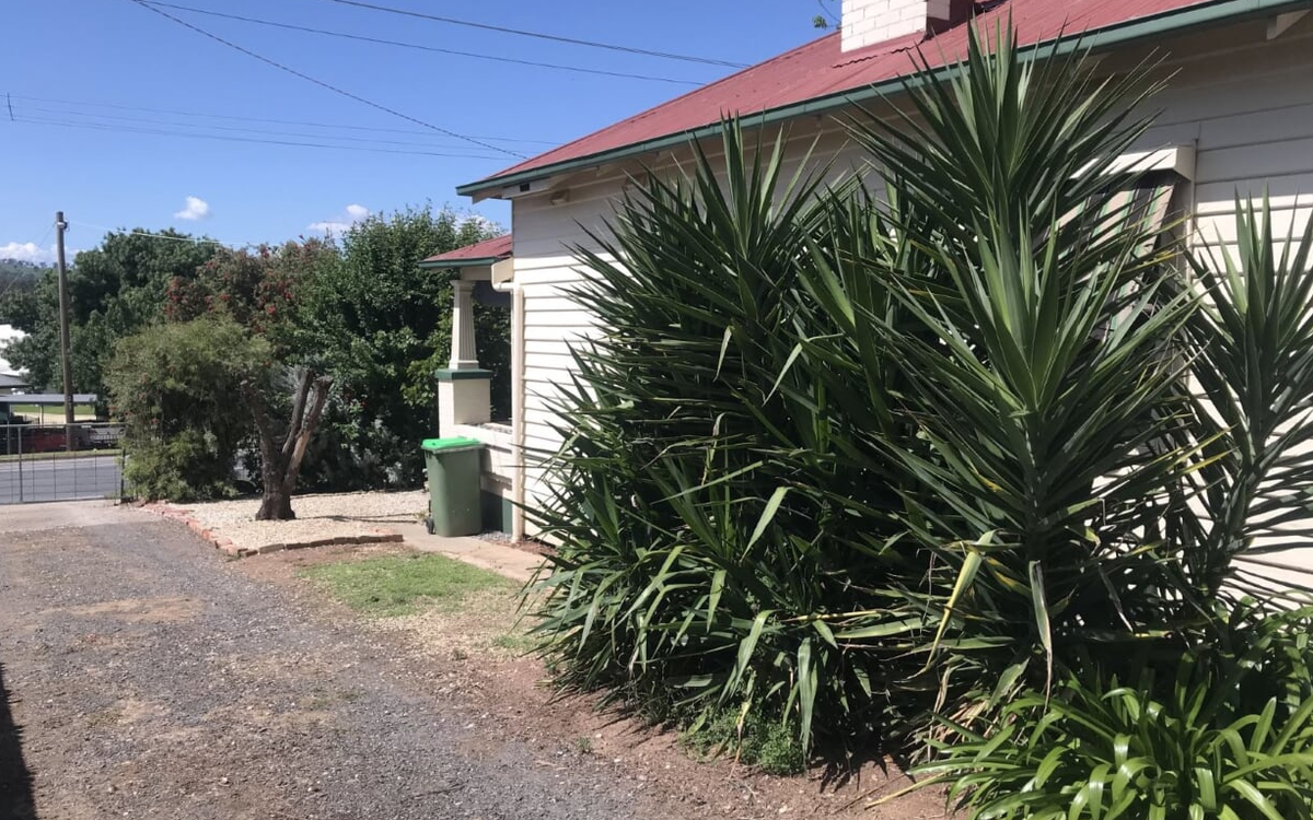 34 Kiewa East Road, Tangambalanga The Rental Specialists Real Estate