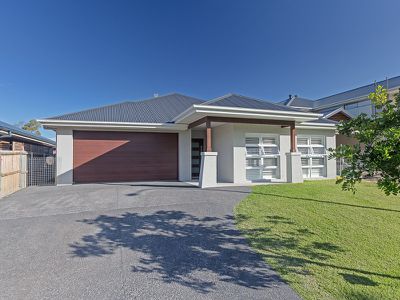 8 Edgewater Drive, Morisset Park