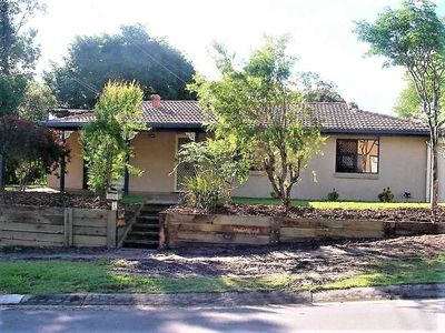 2 Landsborough Street, Rochedale South