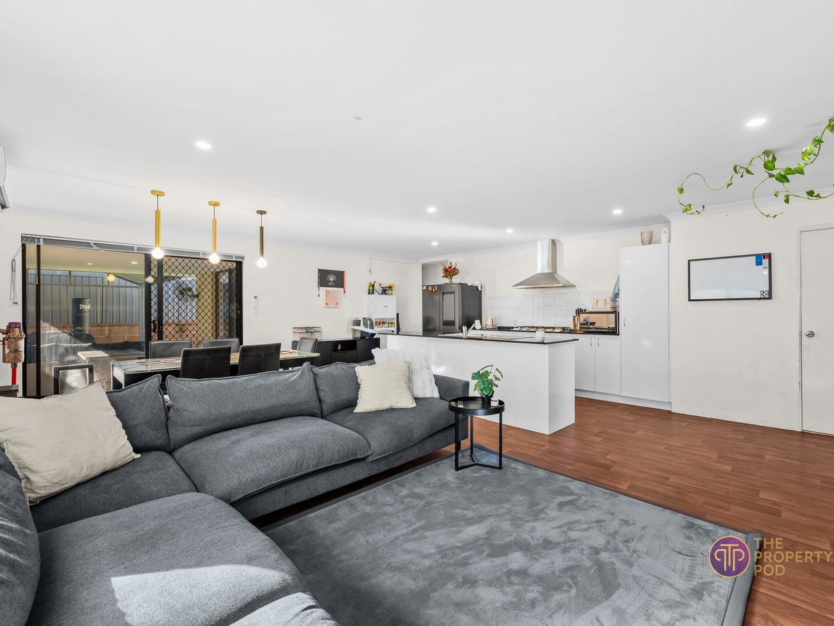 42 Firebrand Grove, Baldivis