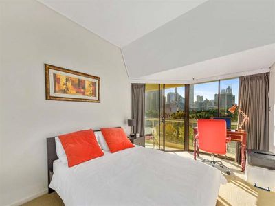 606 / 187 Liverpool Street, Sydney