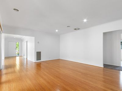 14 Thornley Court, Sale