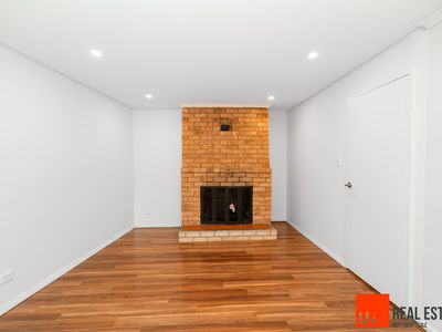 39 Blackman Crescent, Macquarie