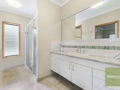 43 Shoalmarra Drive, Mount Low