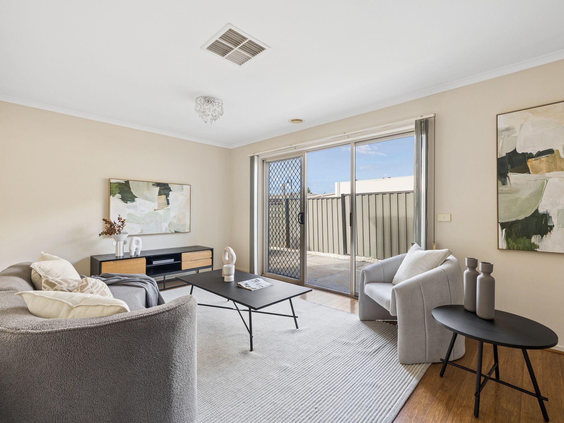 43 Billabong Crescent, Tarneit