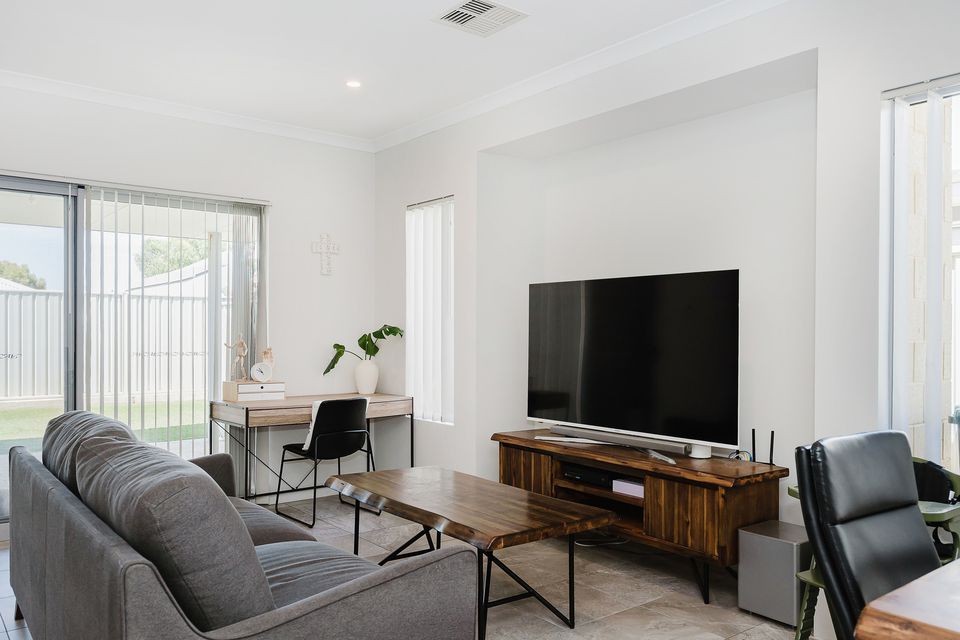 18 Yandal Way, Golden Bay