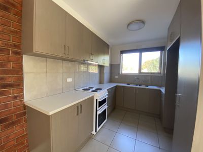 4 / 102 Synnot Street, Werribee