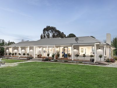 26 Honour Avenue, Mount Macedon