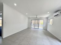 78 Redcomb Drive, Park Ridge