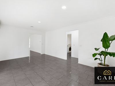 5 Belalie Close, Hampton Park