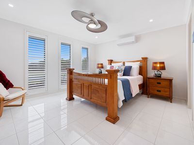 19 Belconnen Drive, Pimpama