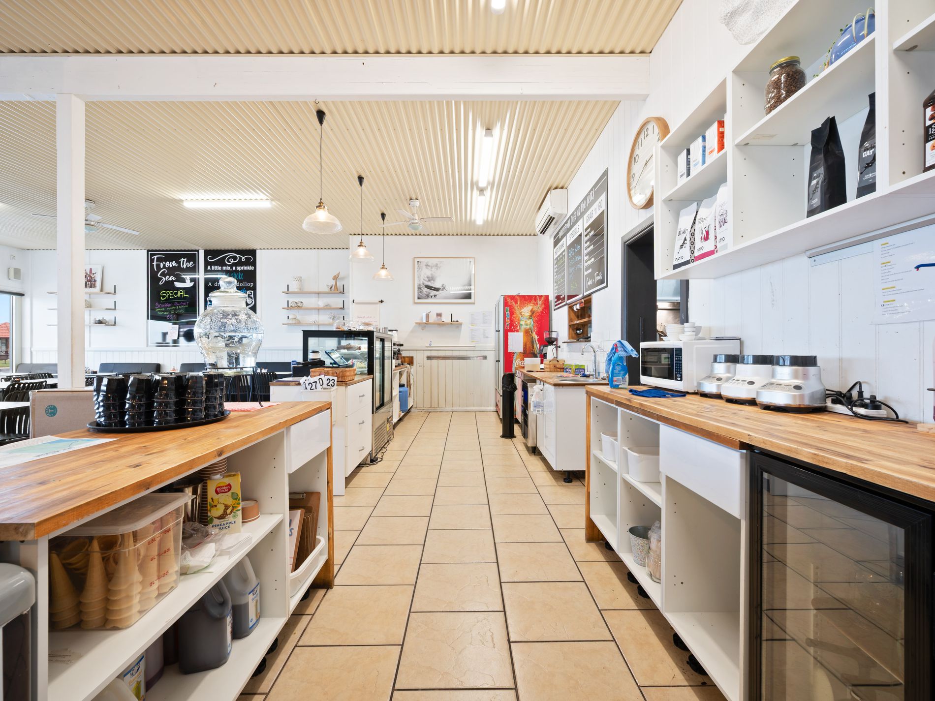 3 & 3A Beach Road, Beachport