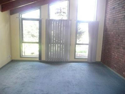 2 / 42 Woodville Park Drive, Hoppers Crossing