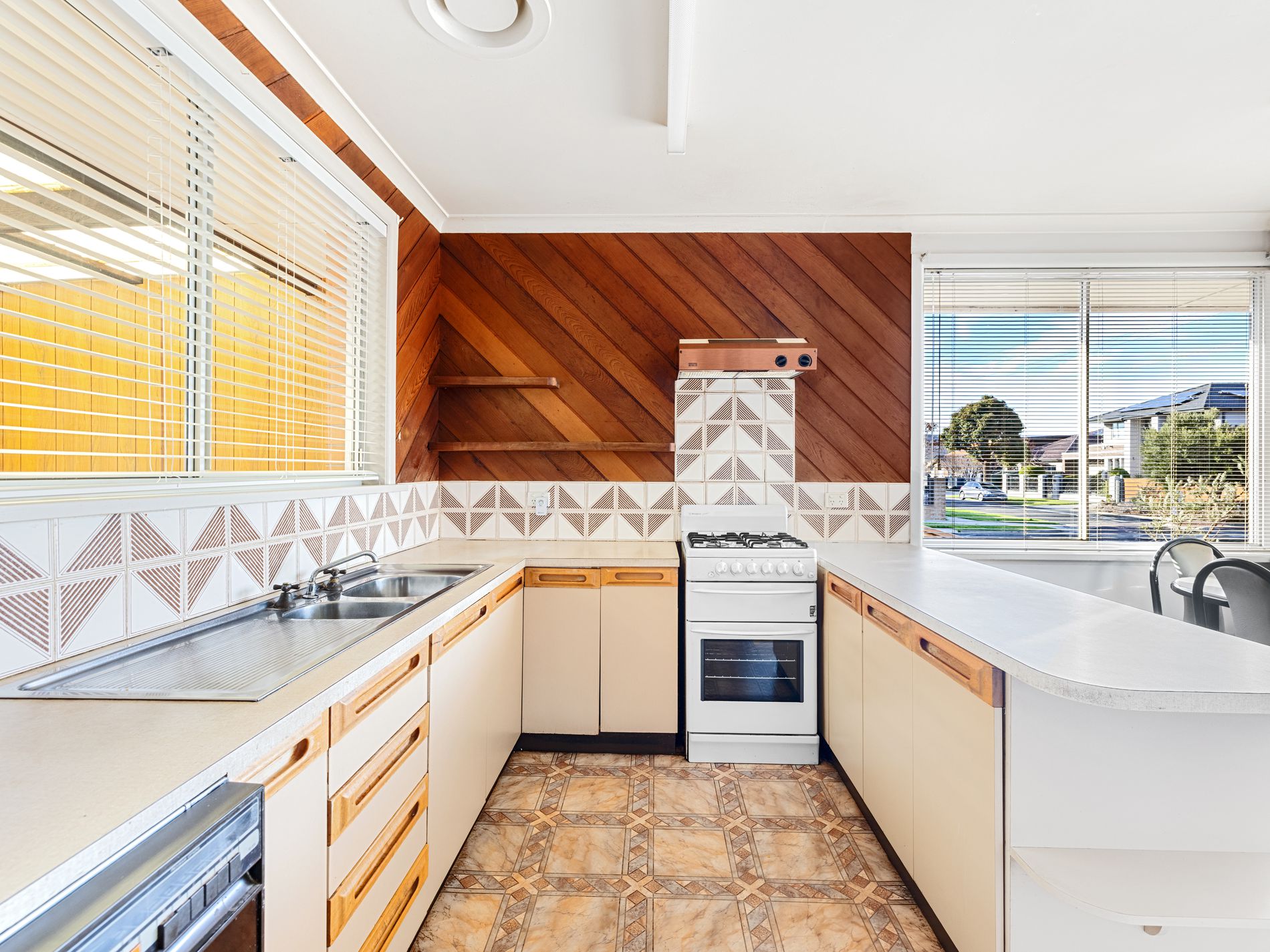 45 Queen Street, Altona