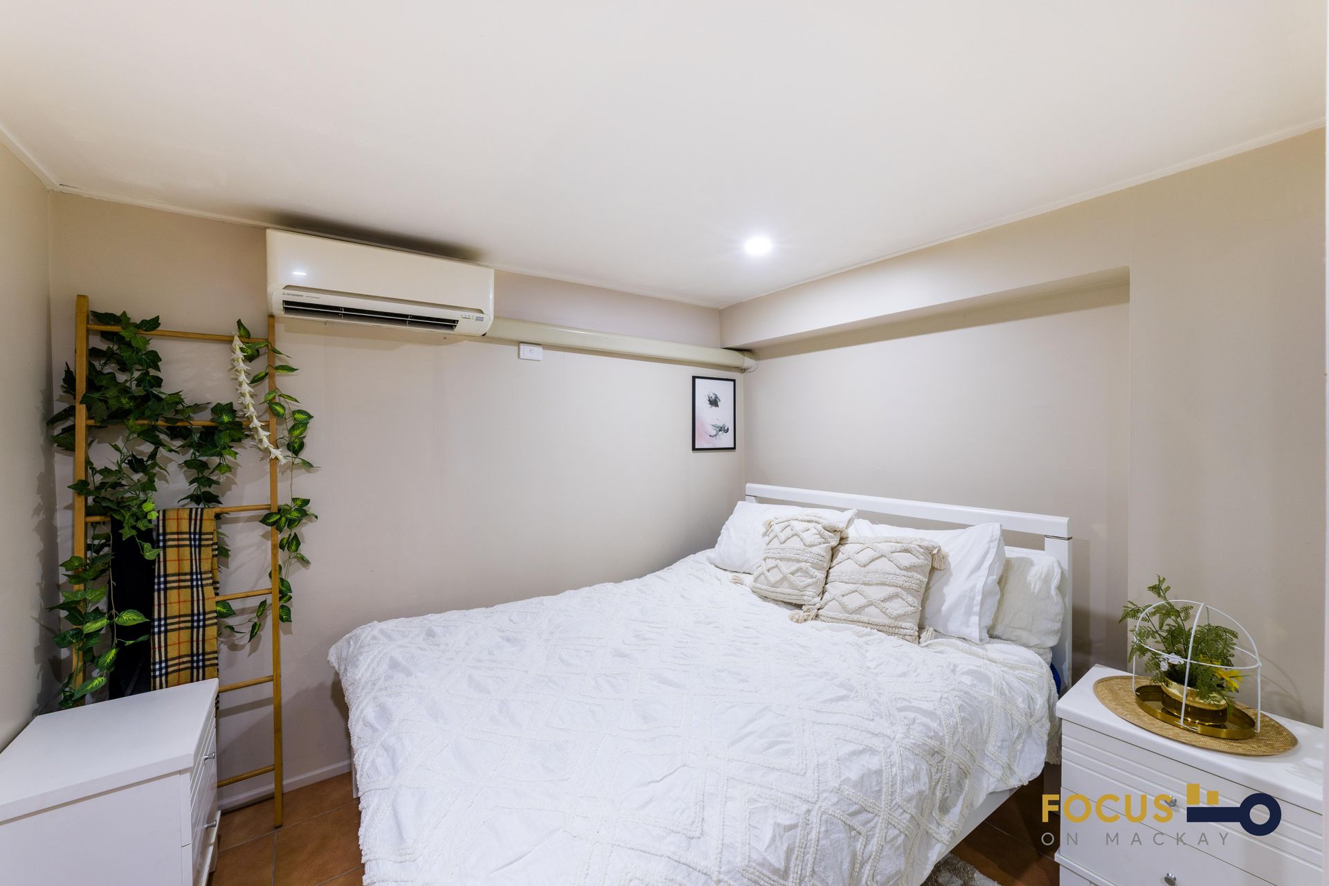 1 Holmes Drive, Beaconsfield