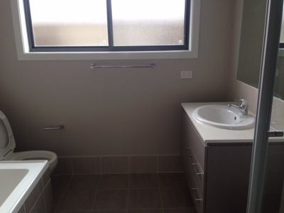 9 Ekins Place, Oran Park