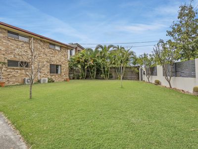 11 Cusack Parade, Wynnum