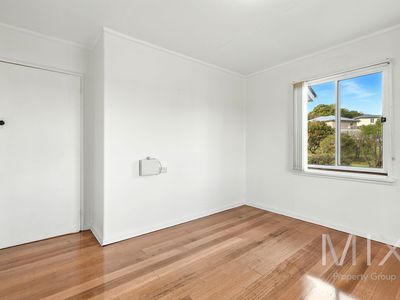 24 Heemskirk Street, Warrane