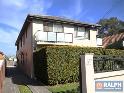 4 / 57 Sproule Street, Lakemba