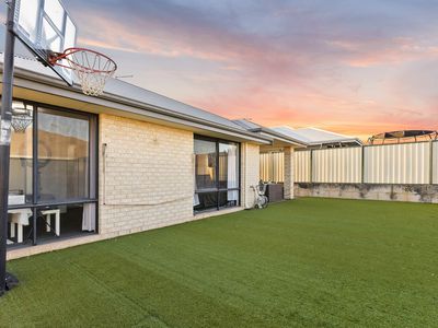 23 Burdekin Vista, Hammond Park