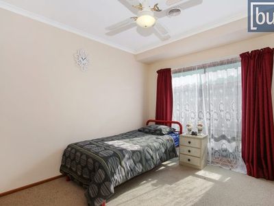 11 Doongan Pl, West Albury