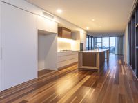 71502 / 25 Mollison Street, West End