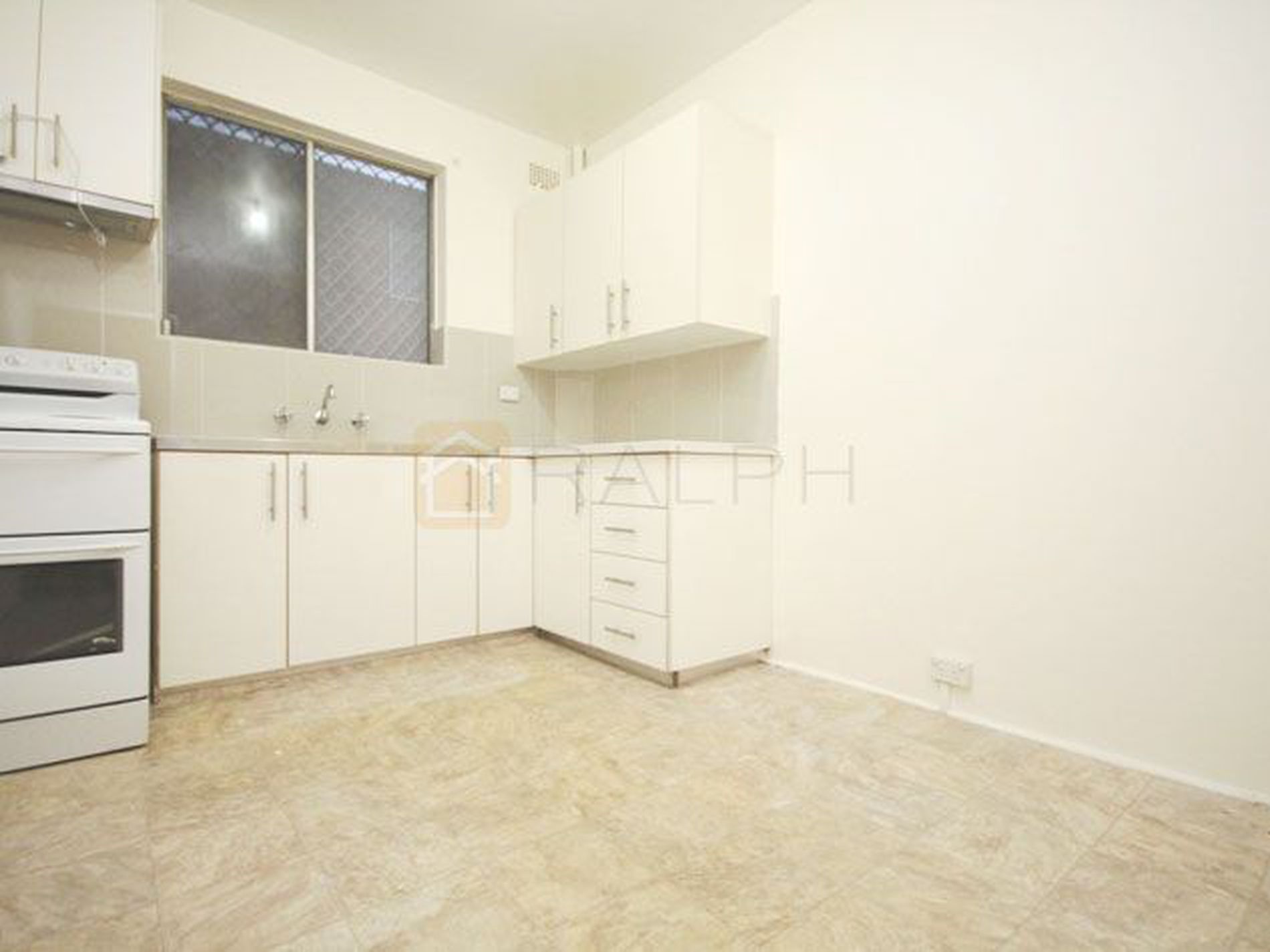 4 / 2 Macdonald Street, Lakemba