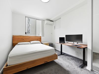 102 / 3 Weston Street, Rosehill