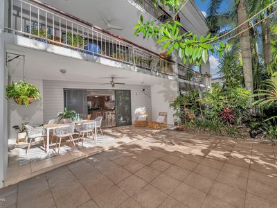 16 / 349-351 Lake Street, Cairns North