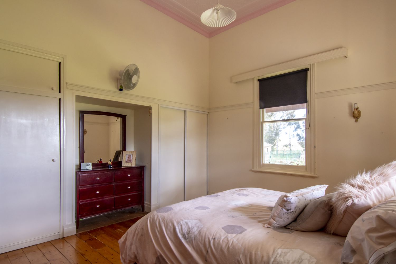 256 HORSHAM-LUBECK ROAD, Riverside