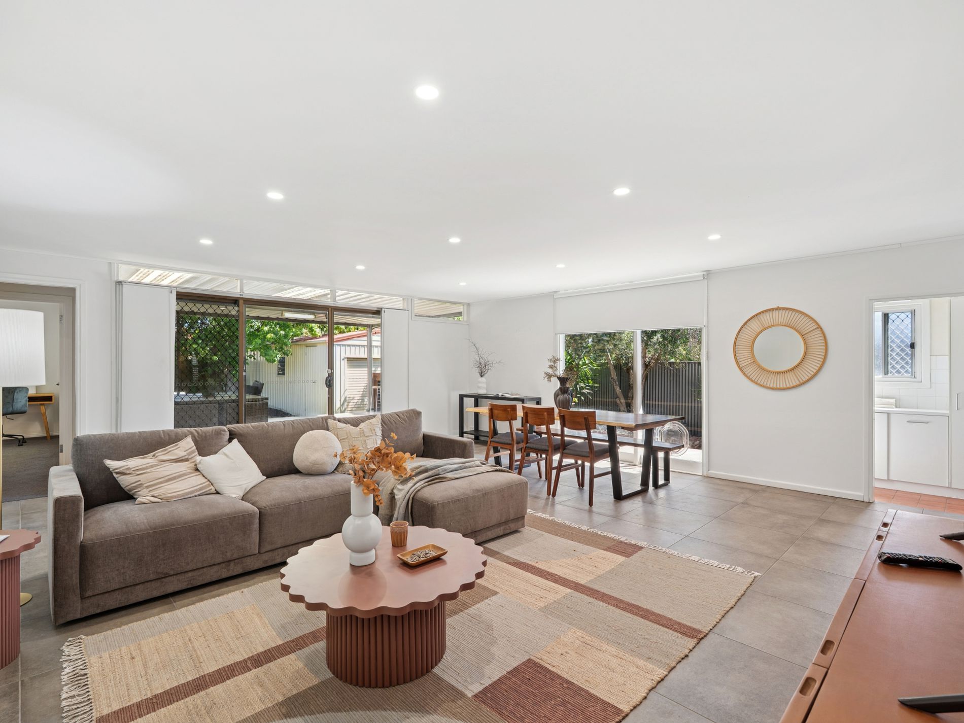 8 Grantley Avenue, Daw Park