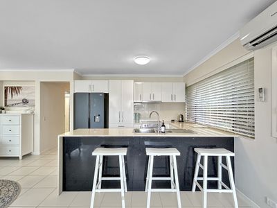 1 / 93 Parkyn Parade, Mooloolaba