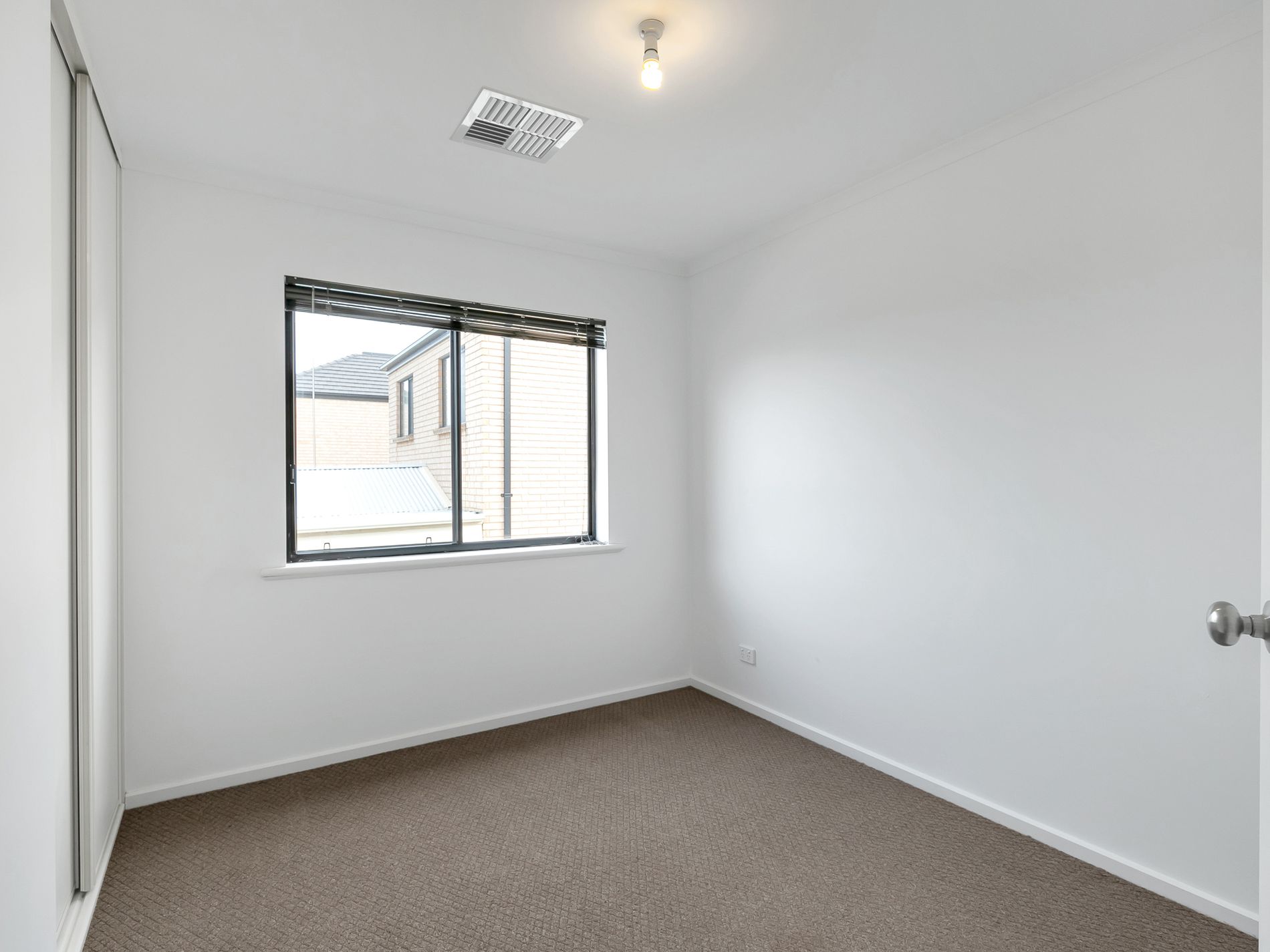 1 / 1653 Golden Grove Road, Greenwith