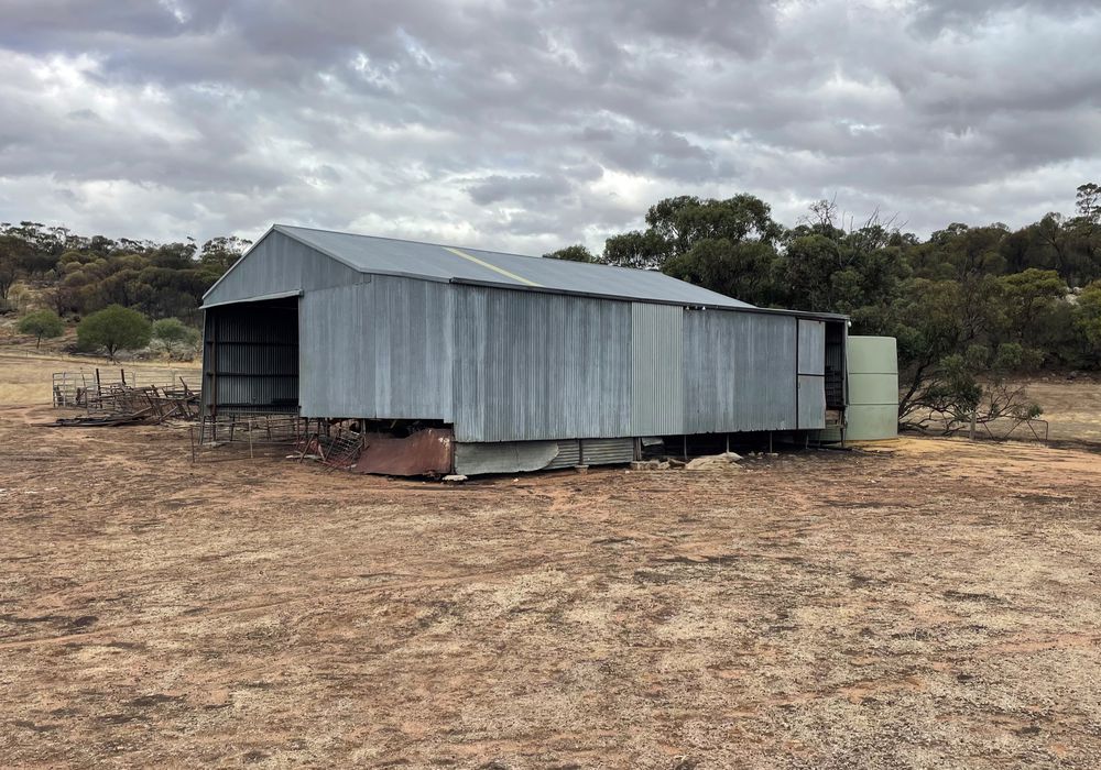 90 Hobbs Road, Dale