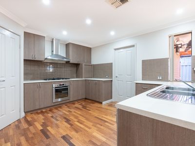 9 Corymbia Green, Baldivis