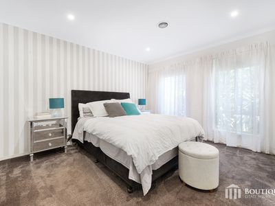 11 Cilento Crescent, Lynbrook