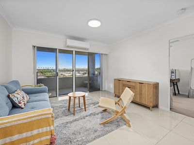 305 / 8 Waverley Street, Southport
