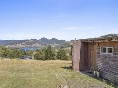 1045 Woodbridge Hill Road, Gardners Bay