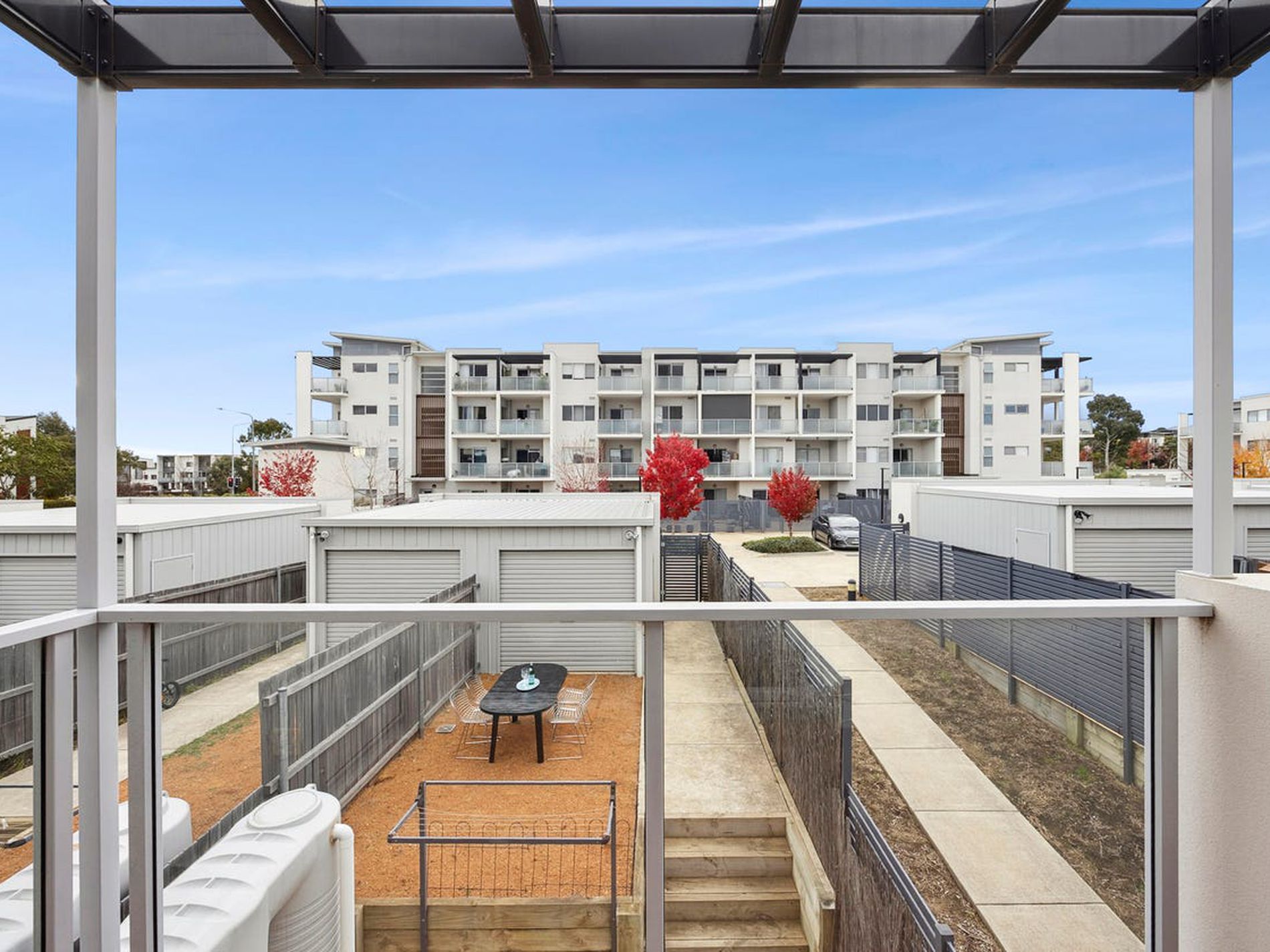 140 / 142 Mapleton Avenue, Harrison