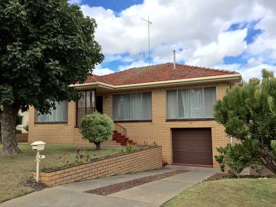 12 Fairlie Street, Mount Gambier