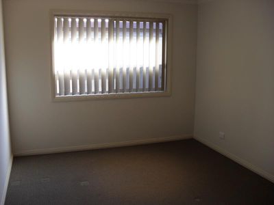 3/52-54 Grace Street South, Altona Meadows