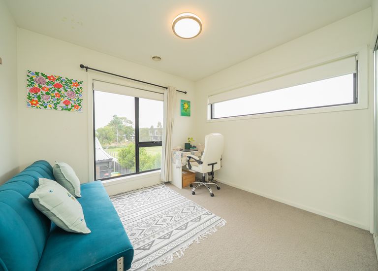 24 Clarendon Street, Avondale Heights