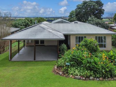 24 Crouch Avenue, Atherton