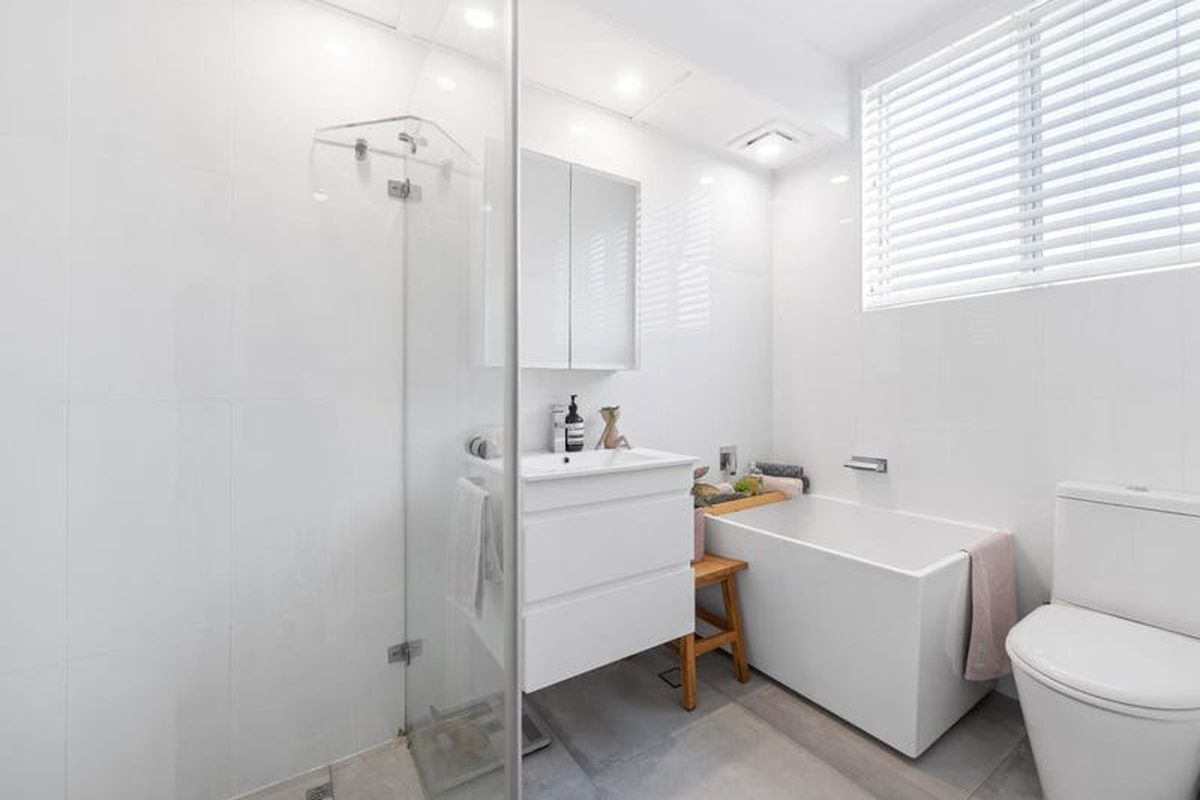 4 / 11 Bortfield Drive, Chiswick