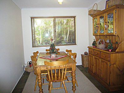 5 Lillian Court, Rochedale South
