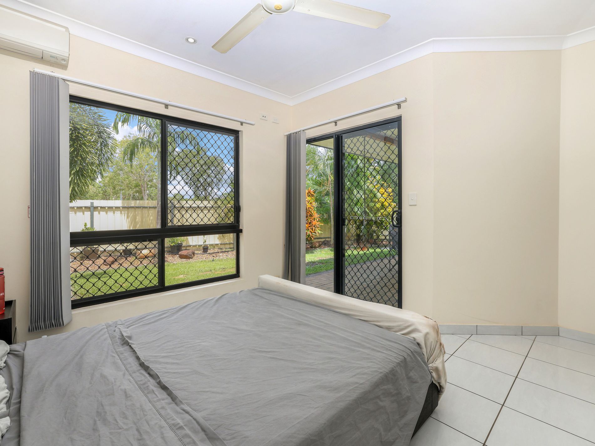 8 / 11 Sonder Crescent, Bakewell