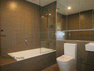 7 Wollongong Road, Arncliffe