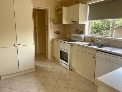 18 Barrot Avenue, Hoppers Crossing