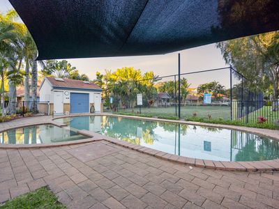 1 / 3 BRONBERG COURT, Southport